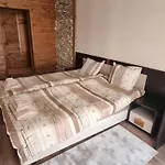 Apartment Pirin *